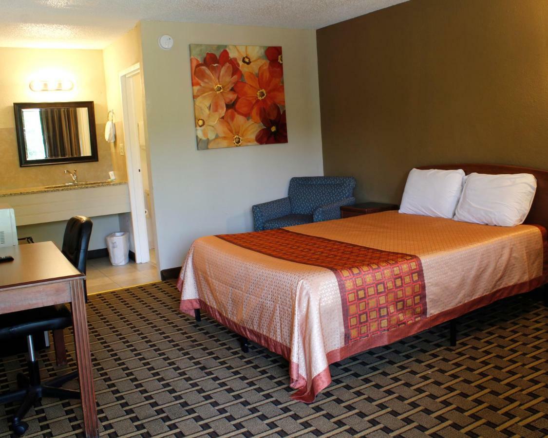 Red Carpet Inn Kinston Buitenkant foto